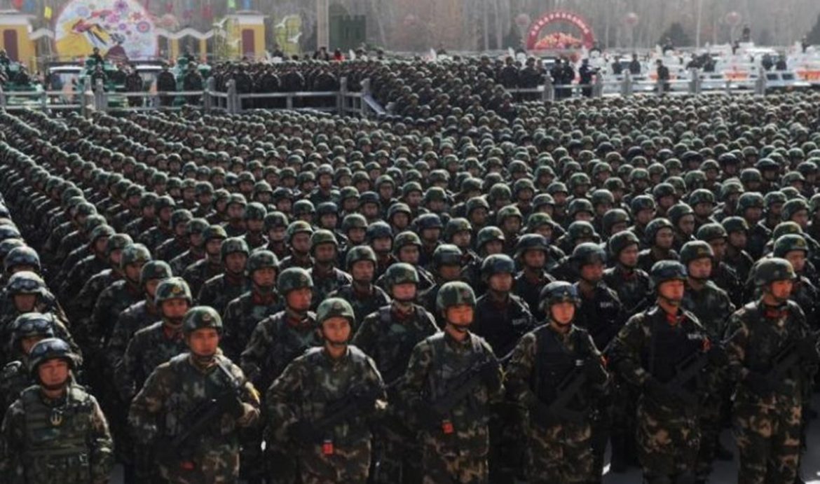 عرض للجيش الصيني
