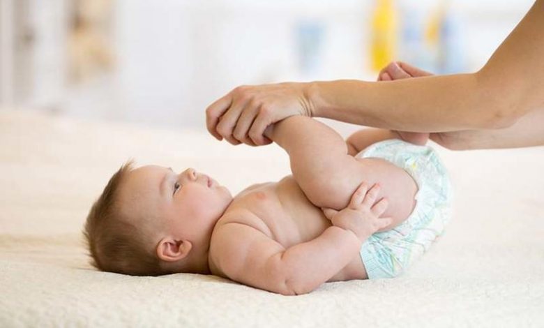 علاج الامساك عند الاطفال عمر 8 شهور المورد