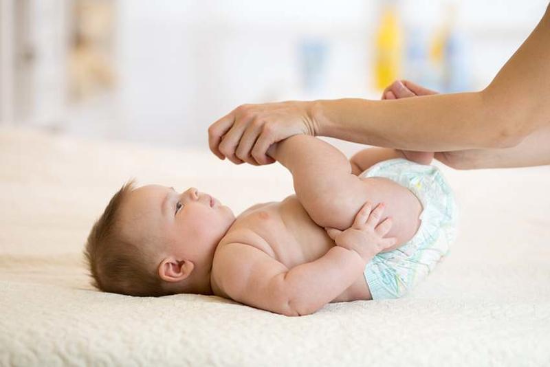 علاج الامساك عند الاطفال عمر 8 شهور المورد